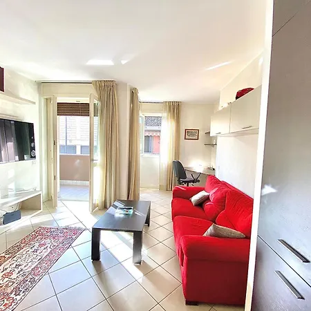 Apartman Nel Cuore Di Viale Certosa Milano, Comodo Per Raggiungere Centro Storico, Rho Fiera Milano, Eventi E Concerti, Con Parcheggio Privato Interno A Scelta Milánó